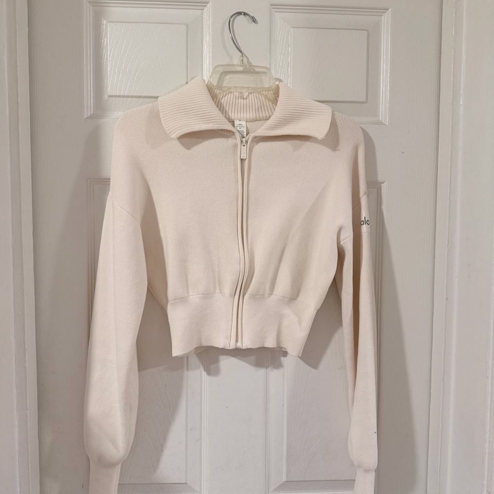 Alo Scholar Knit Cropped Full Zip Jacket - Picture 9 of 12